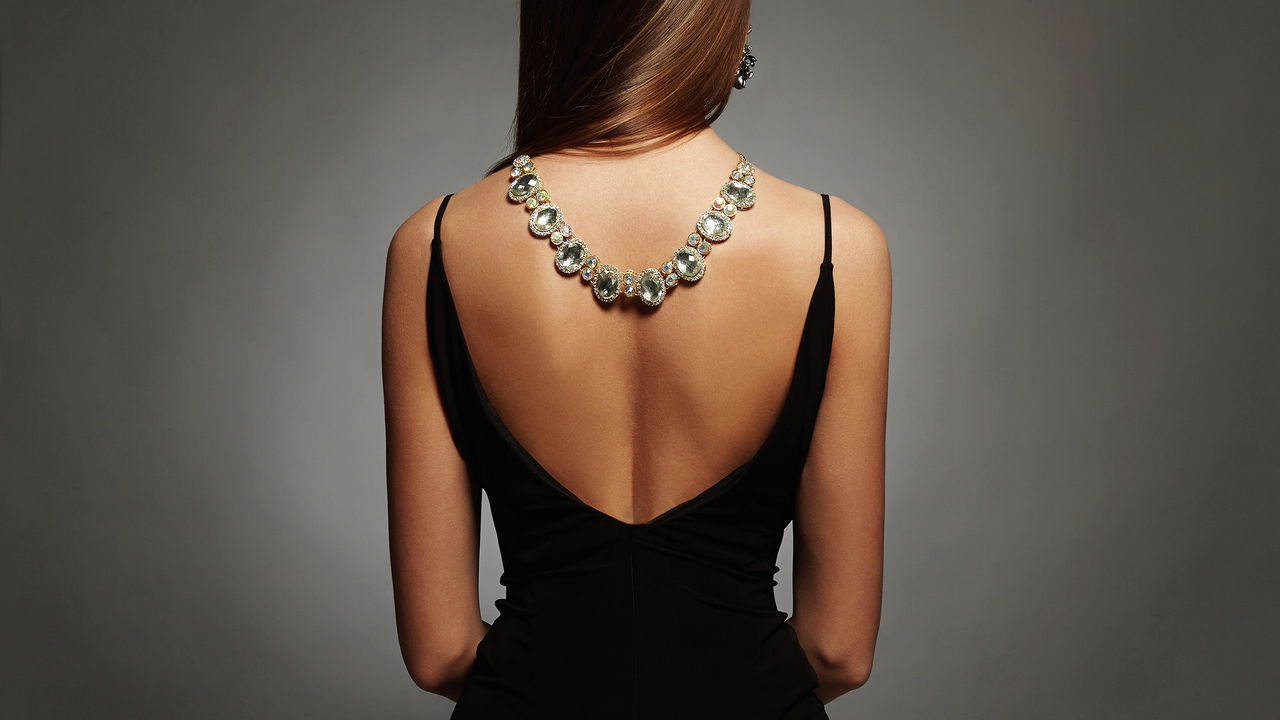 Back Necklace